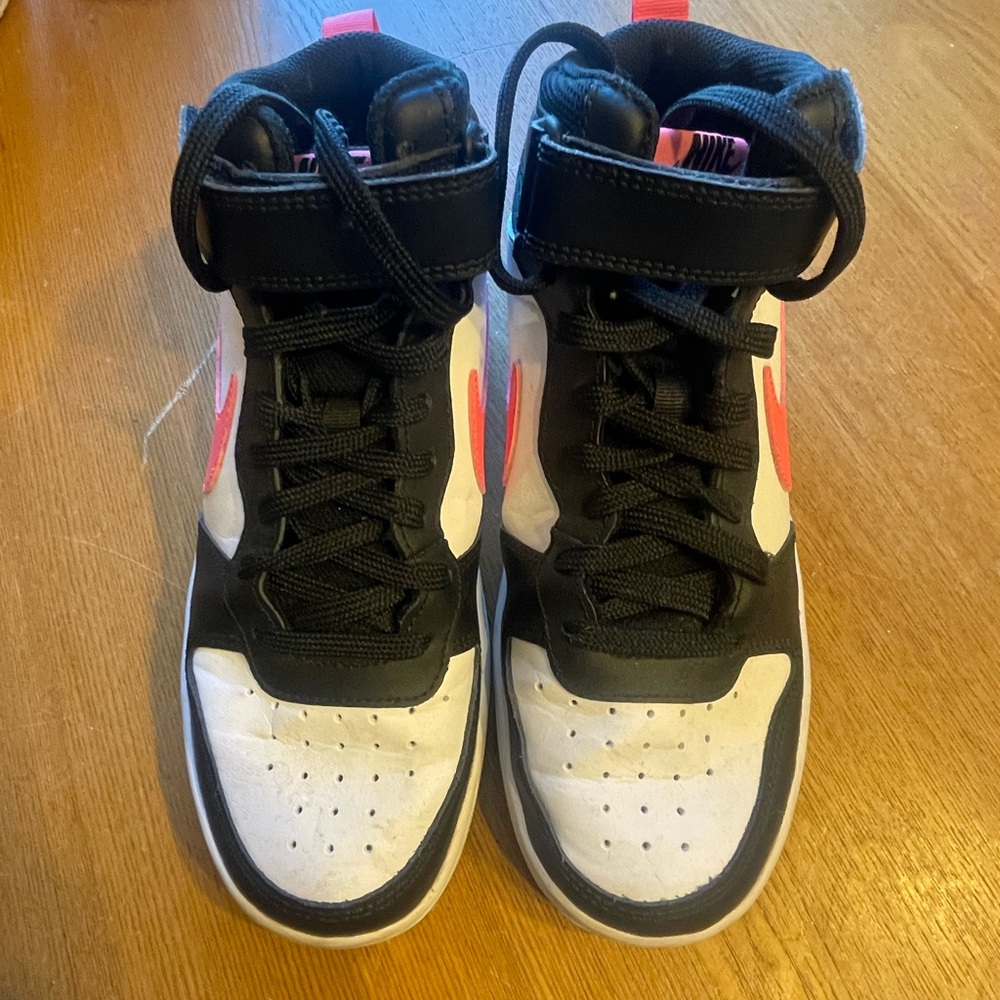 Nike shoes